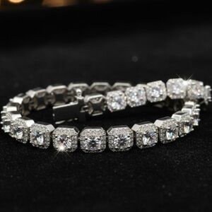925 Silver, 11.5CTW Ice Cube Moissanite Bracelet - 8.5